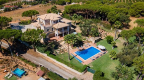 Luxuosa moradia V5 em Quarteira - Greice Homes